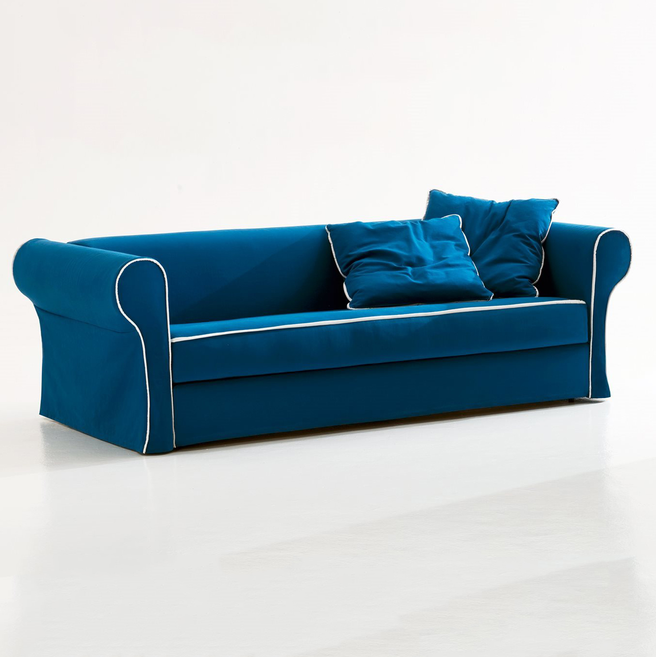 Купить синий диван с изогнутыми подлокотниками